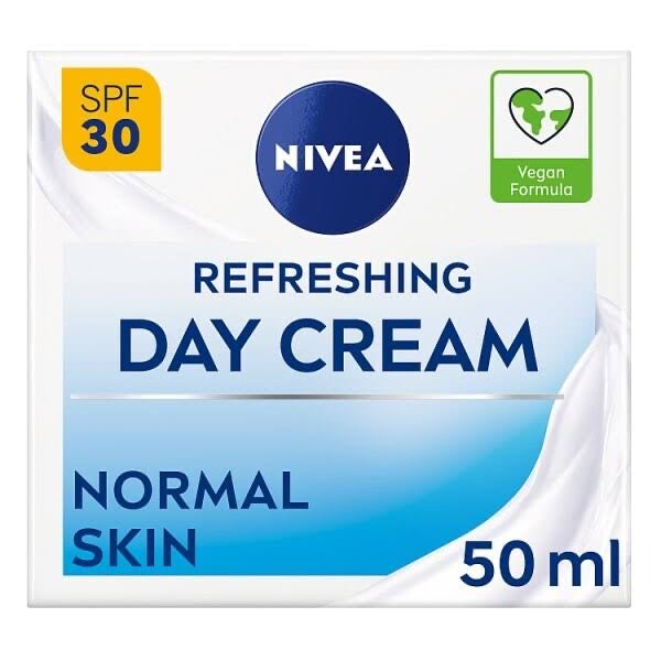Nivea Refreshing 24H Day Cream With Vitamin E Spf30 50Ml